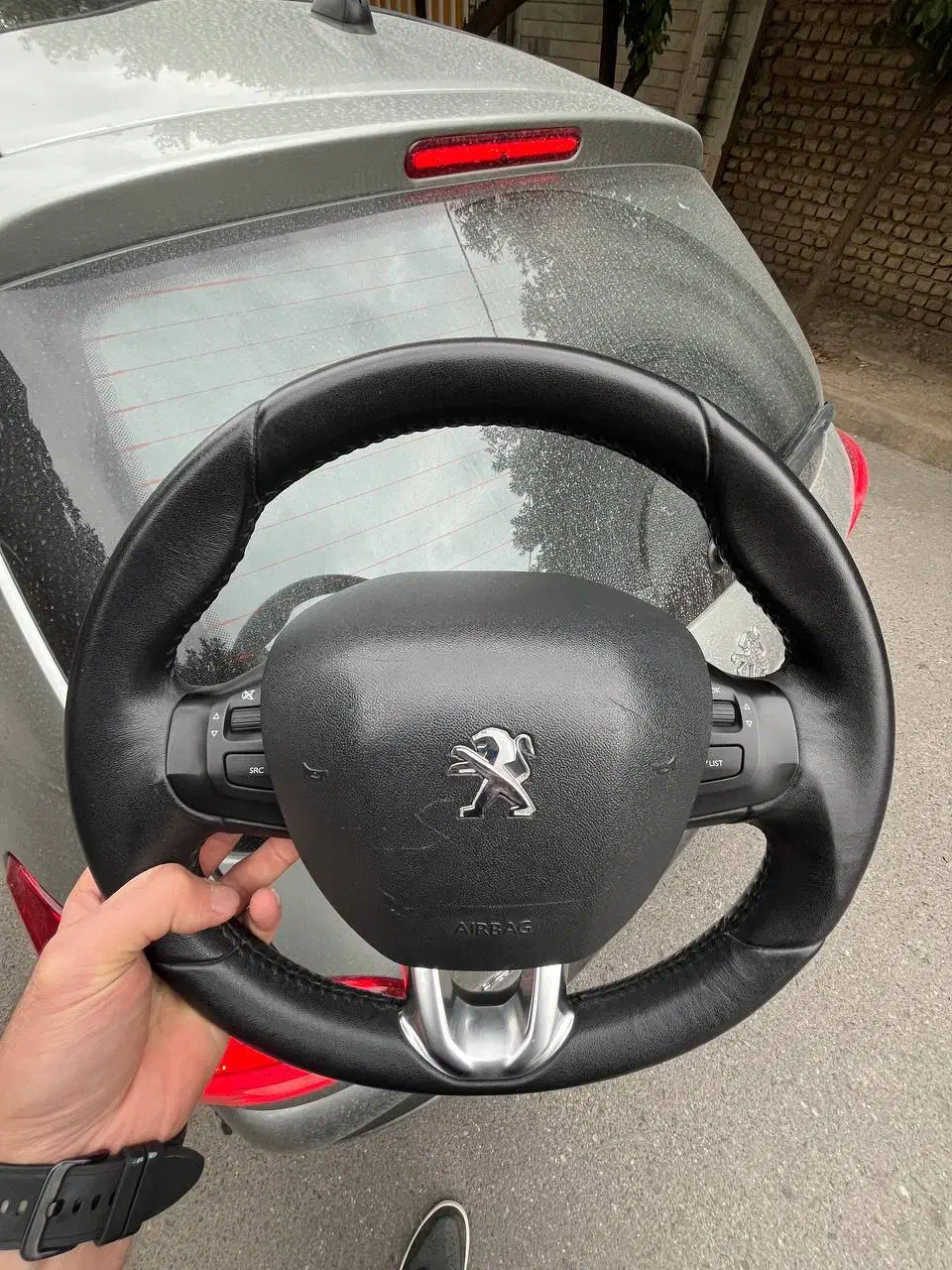 فرمان ۲۰۸|قطعات یدکی و لوازم جانبی|گرگان, |دیوار