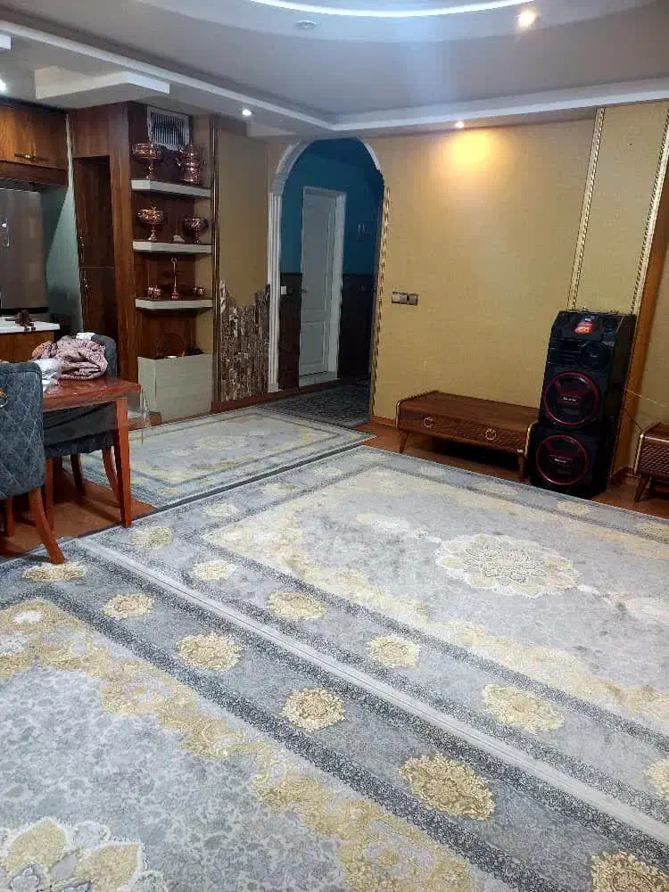 ‌یک واحد آپارتمان ۱۰۰ متری،تک واحدی،اشتراکی شمالی|فروش آپارتمان|کرج, شهرک بهارستان|دیوار