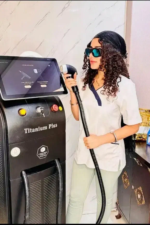 تخفیف ویژه یلدایی لیزرموهای زائدفول بادی فقط۳۷۹|خدمات آرایشگری و زیبایی|کوهدشت, |دیوار