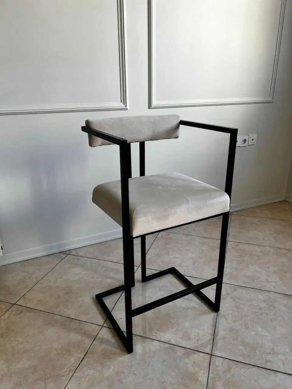 صندلی به همراه شیشه روی اپن (میزنهارخوری)|میز و صندلی غذاخوری|مشهد, الهیه|دیوار