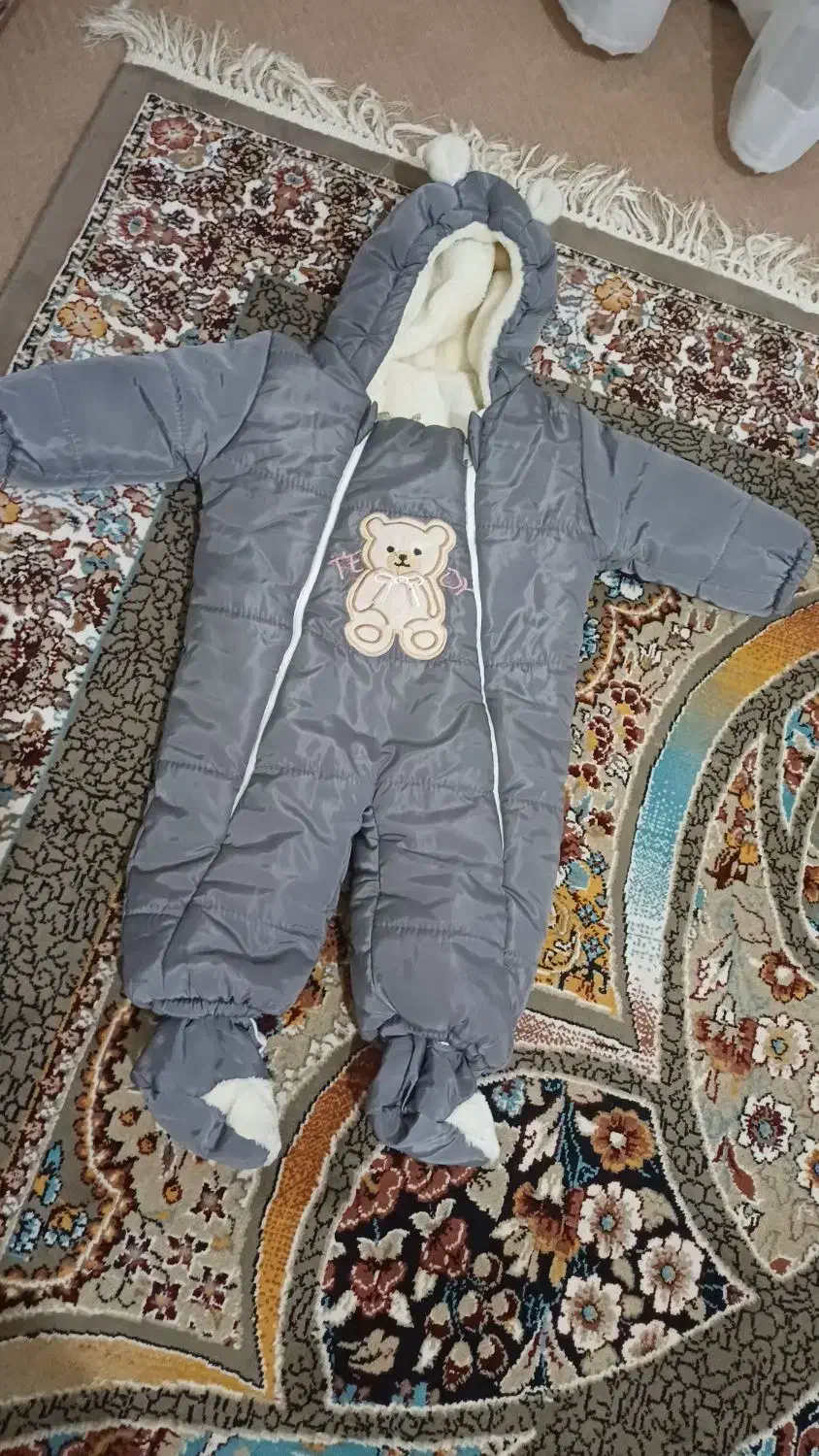 کاپشن|کفش و لباس بچه|کاشان, فاز ۲ ناجی آباد|دیوار