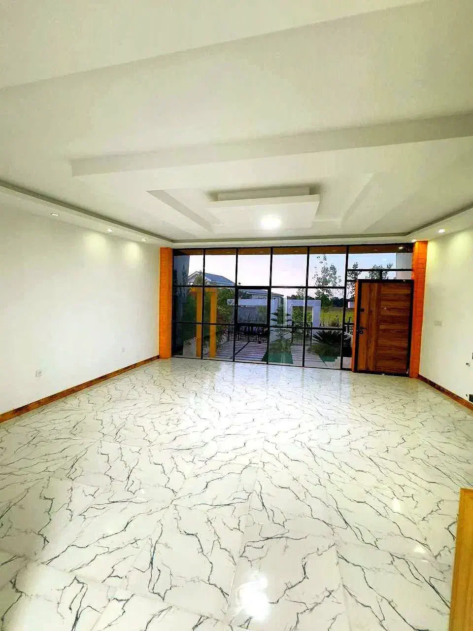 باغچه ویلا۱۸۰متری شیک/شرایط اقساطی مخصوص کارمندان|فروش خانه و ویلا|فرح آباد, |دیوار