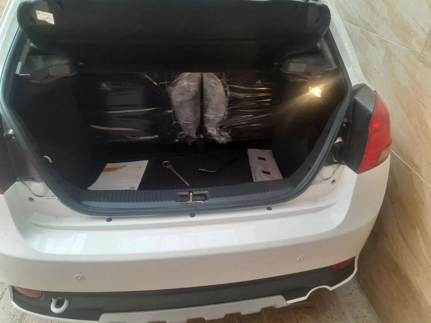 کوییک سفیدمشکی|خودرو سواری و وانت|قرچک, محمد آباد|دیوار