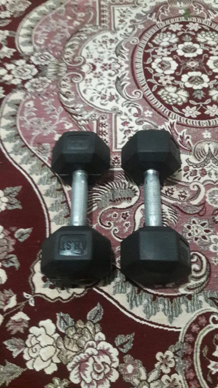 دو جفت دمبل پنج کیلویی|تجهیزات ورزشی|ارومیه, |دیوار