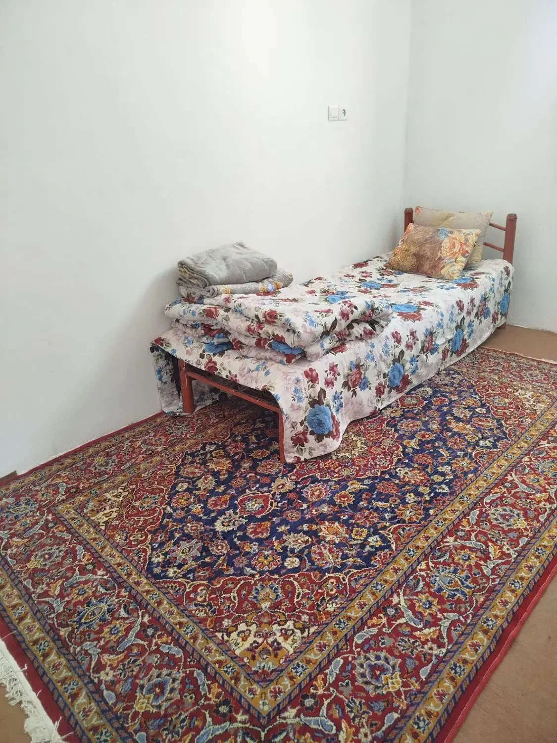 سوییت مبل منزل|اجارهٔ کوتاه‌مدت آپارتمان و سوئیت|مشهد, فاطمیه|دیوار