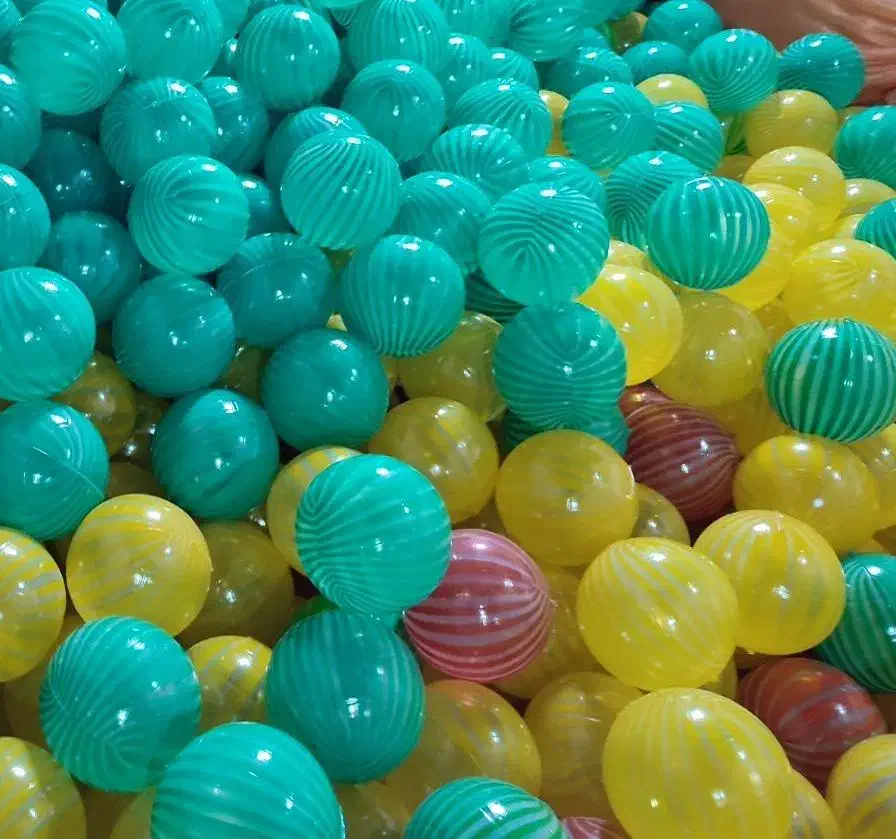 تولید انواع توپ های پلاستیکی و بادی|اسباب‌بازی بچه|شیراز, ارم|دیوار