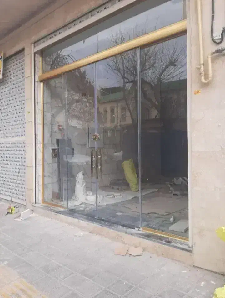 نصب و تعمیر کرکره برقی وشیشه سکوریت|خدمات پیشه و مهارت|شوشتر, |دیوار