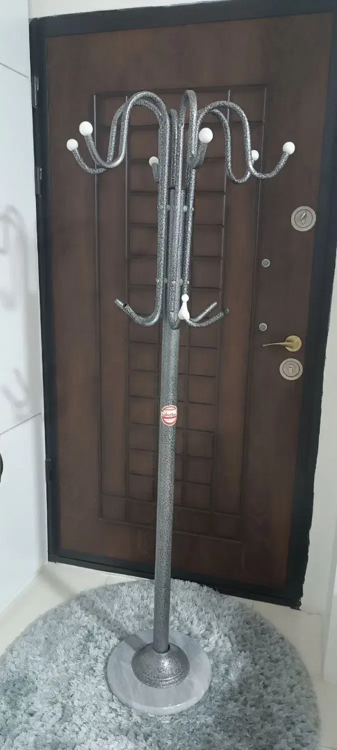 جا لباسی ایستاده|بندرخت و رخت‌آویز|گرگان, |دیوار