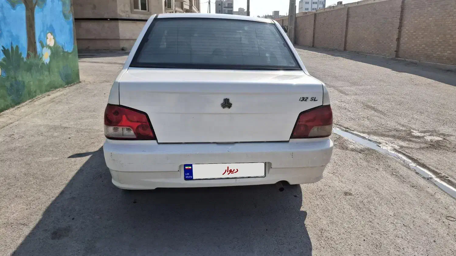 132 تمیز یه گلگیر رنگ یکی از شاسی جلو ترک ریز|خودرو سواری و وانت|بندر کنگان, |دیوار