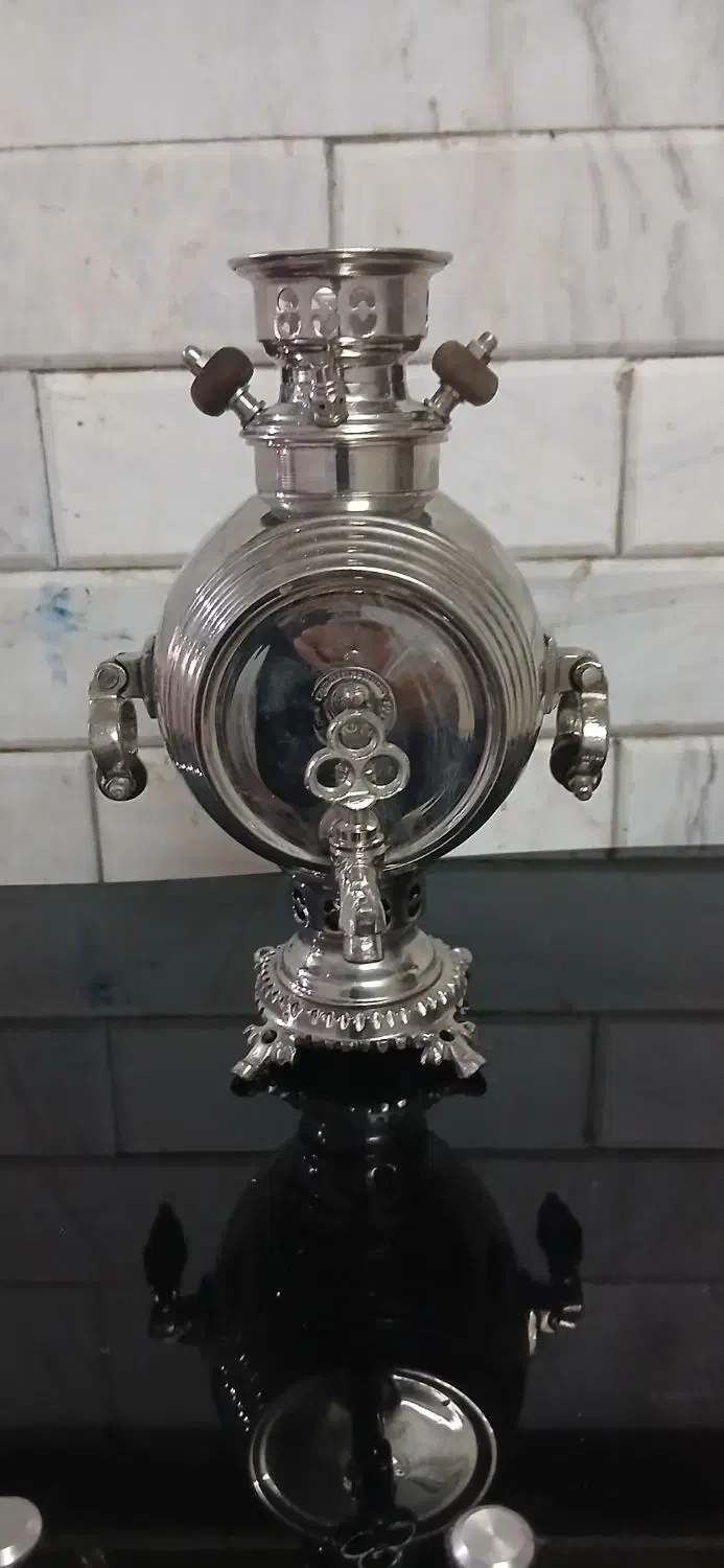 سماور مدل بشکه ای|کلکسیون اشیاء عتیقه|قم, شهدا|دیوار