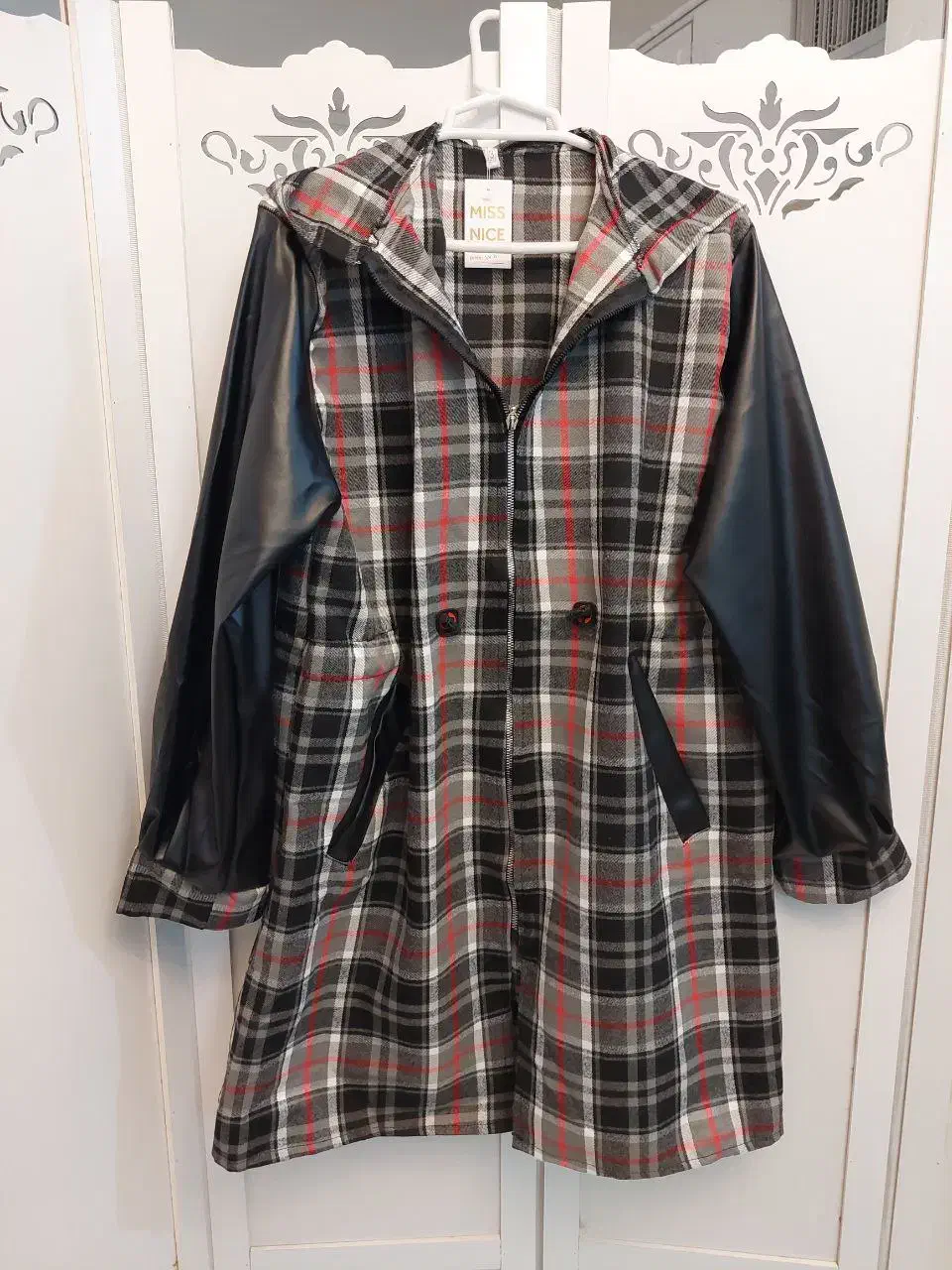 پالتو گرم ورق بزن|لباس|مشهد, کارده|دیوار