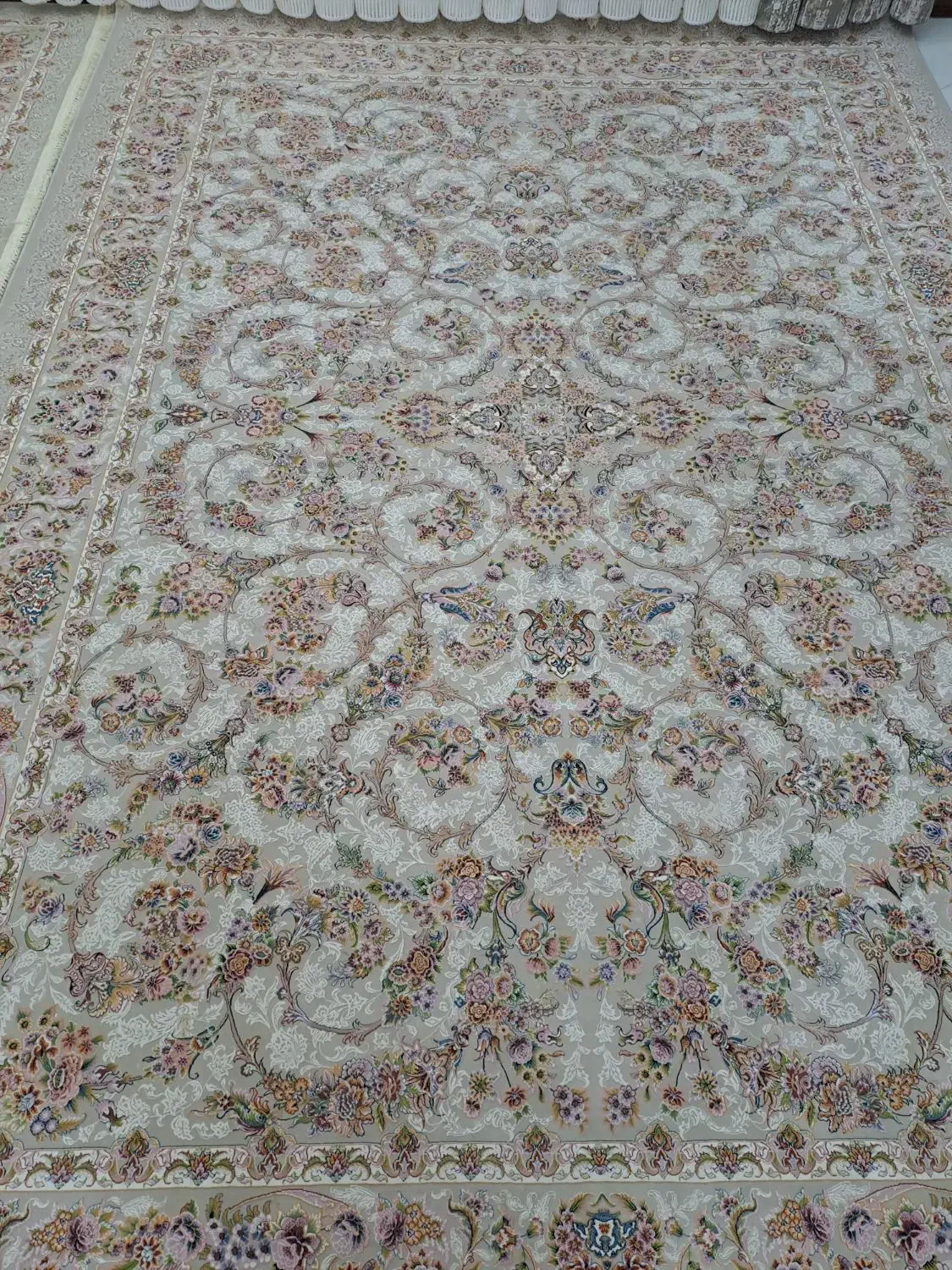 فرش ۱۲۰۰ شانه|فرش|همدان, |دیوار