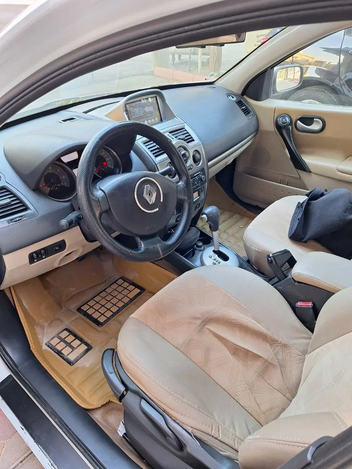 مگان وارداتی 2008|خودرو سواری و وانت|بناب, |دیوار