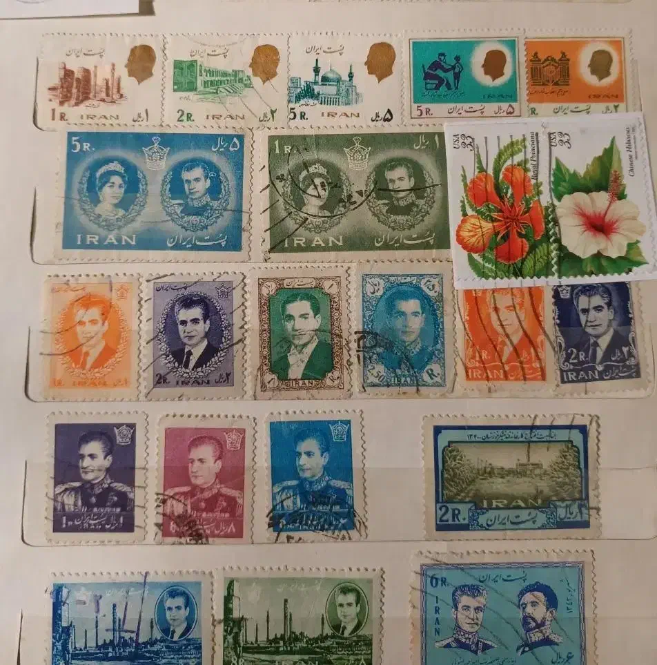 دو آلبوم عتیقه تمبر (تمبر ایرانی و خارجی)|کلکسیون سکه، تمبر، اسکناس|کرج, گوهردشت|دیوار