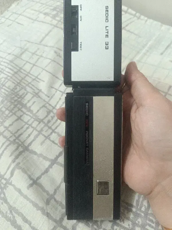 دوربین|کلکسیون اشیاء عتیقه|آق قلا, |دیوار