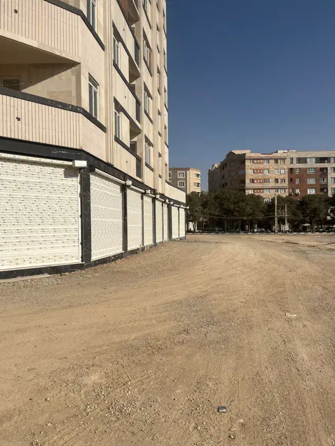 ۲۷مترمغازه نزدیک چهارباغ زیرمجتمع ۵۰۰واحدی بااقساط|فروش مغازه و غرفه|کهریزک, |دیوار