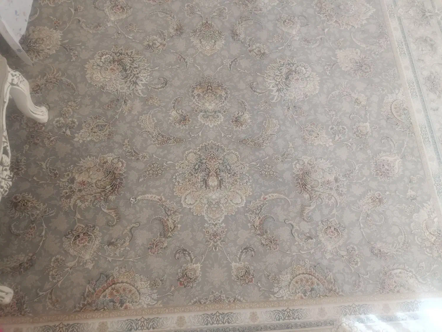 فروش دو عدد فرش گل برجسته1200شانه تراکم 3600|فرش|بروجن, |دیوار