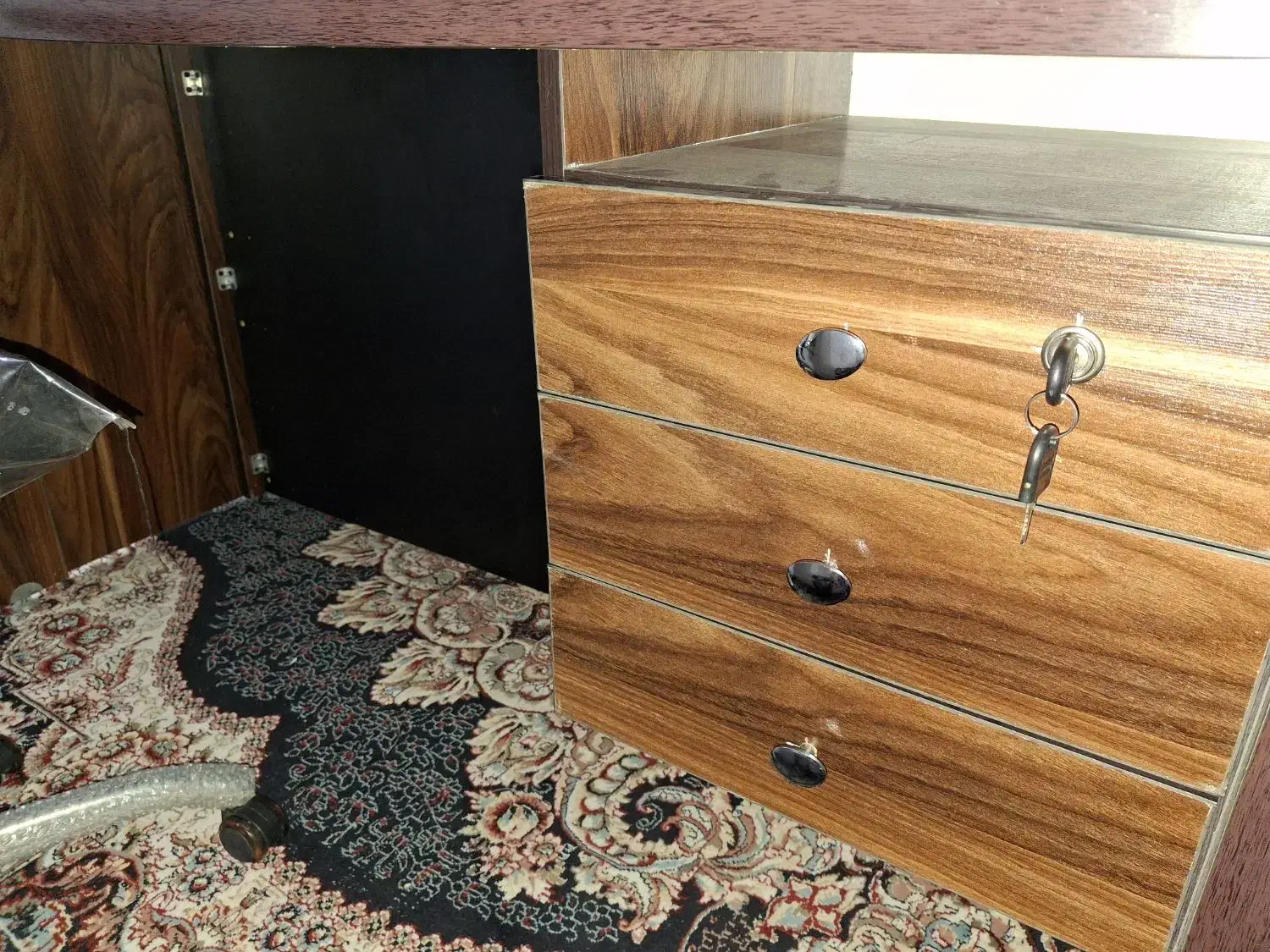 وسایل خانه|میز تحریر و کامپیوتر|بندر دیر, |دیوار