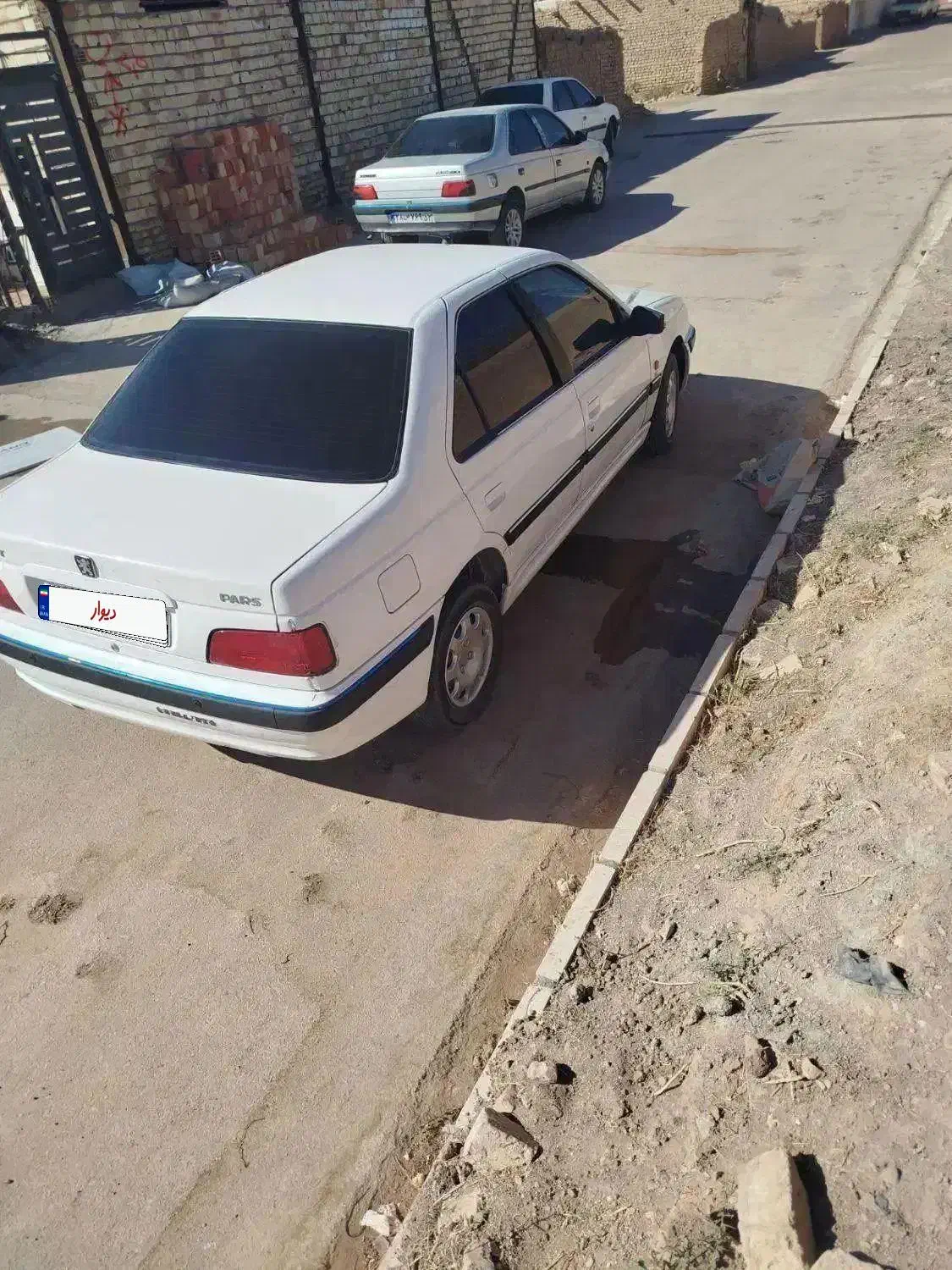 پارس 1400تیوفایو تمام رنگ ۳۰۰زیرفی بیرنگ اسفدن|خودرو سواری و وانت|قائن, |دیوار