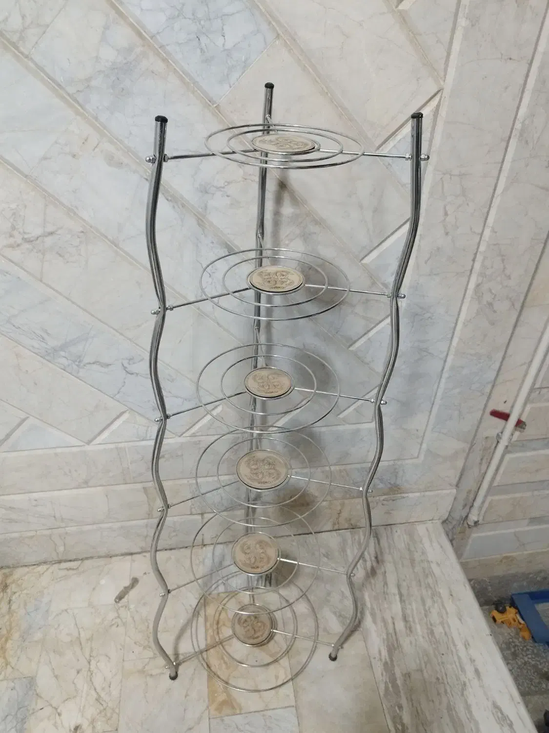 پایه استندقابلمه|آب‌چکان و نظم‌دهنده ظروف|نجف‌آباد, شهید بهشتی|دیوار