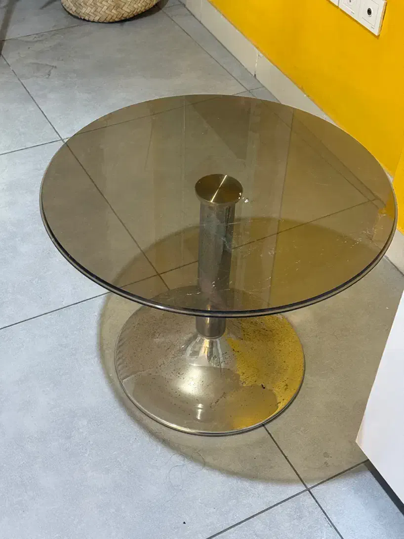 میز گرد|مبلمان خانگی و میز عسلی|رشت, گلسار|دیوار