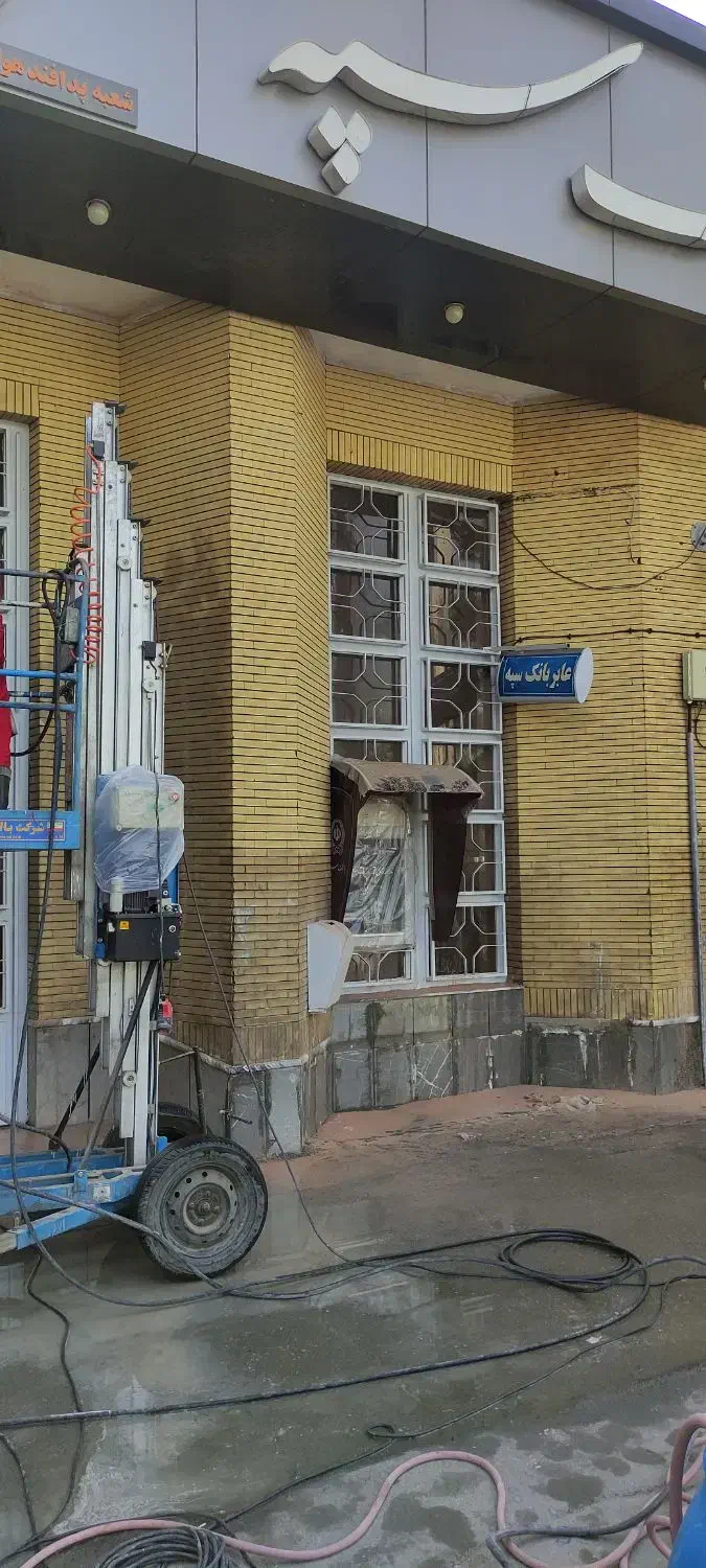 شستشوی نما شیشه، سنگ ، سند بلاست آجر،پیچ و رولپلاک|خدمات نظافت|مشهد, احمدآباد|دیوار