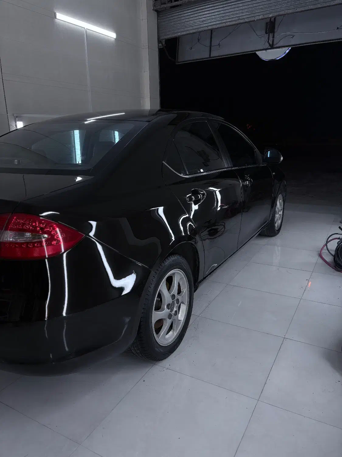 جک جی ۵ مدل ۹۴|خودرو سواری و وانت|لاهیجان, شیشه گران|دیوار