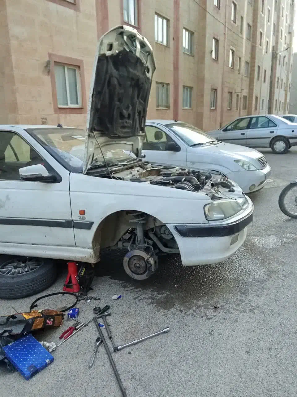 مکانیکی وجلوبندی سیار در 15دقیقه در محل شما|خدمات موتور و ماشین|بروجرد, |دیوار