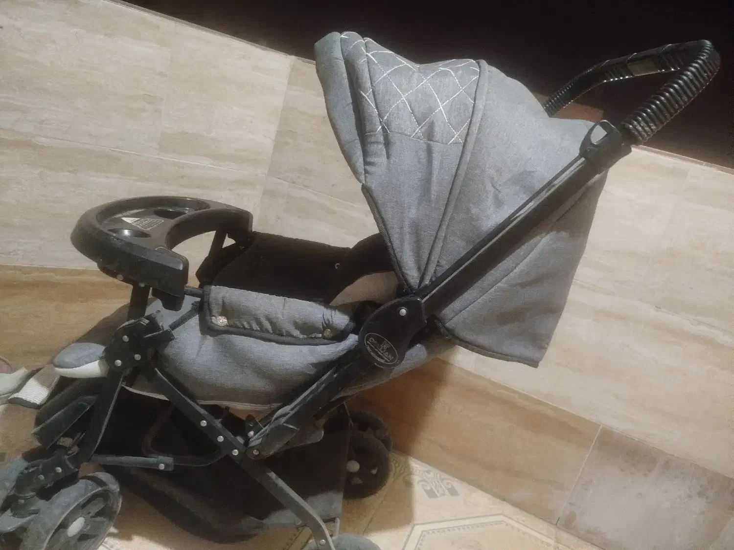 کالسکه ورووک|اسباب و اثاث بچه|دهدشت, |دیوار