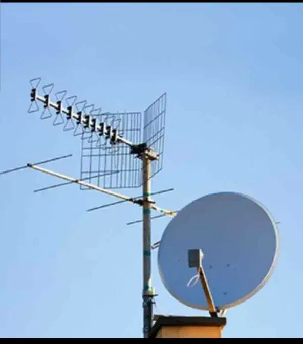 خدمات نصب وفروش گیرنده فول اچ دی نصب تنظیم انتن|صوتی و تصویری|کرج, گلشهر|دیوار