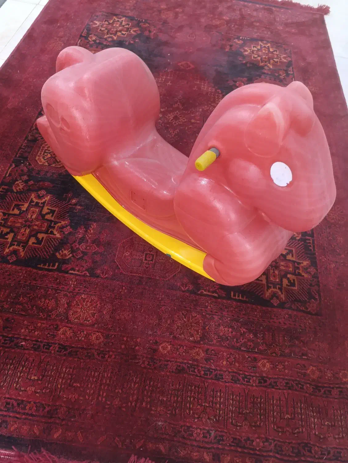 راکر الاکلنگی|اسباببازی|رشت, پل تالشان|دیوار