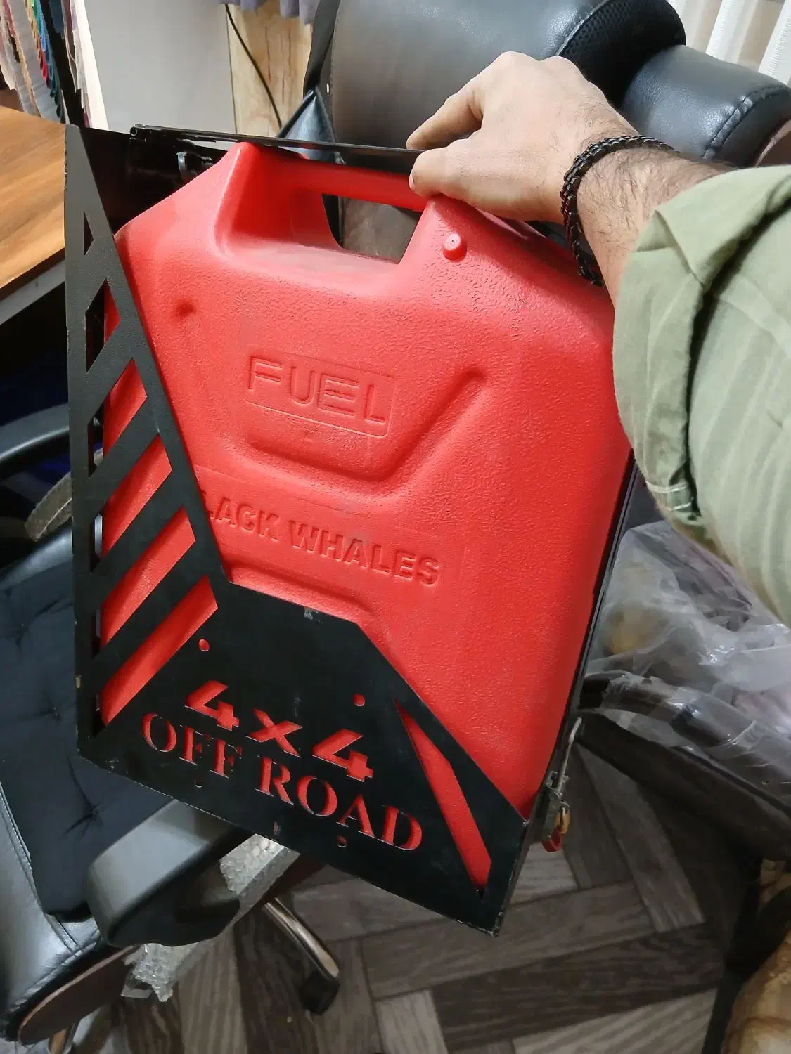 گالن سوپاپ دار آفرودی ۲۰ لیتری|قطعات یدکی و لوازم جانبی|تبریز, |دیوار