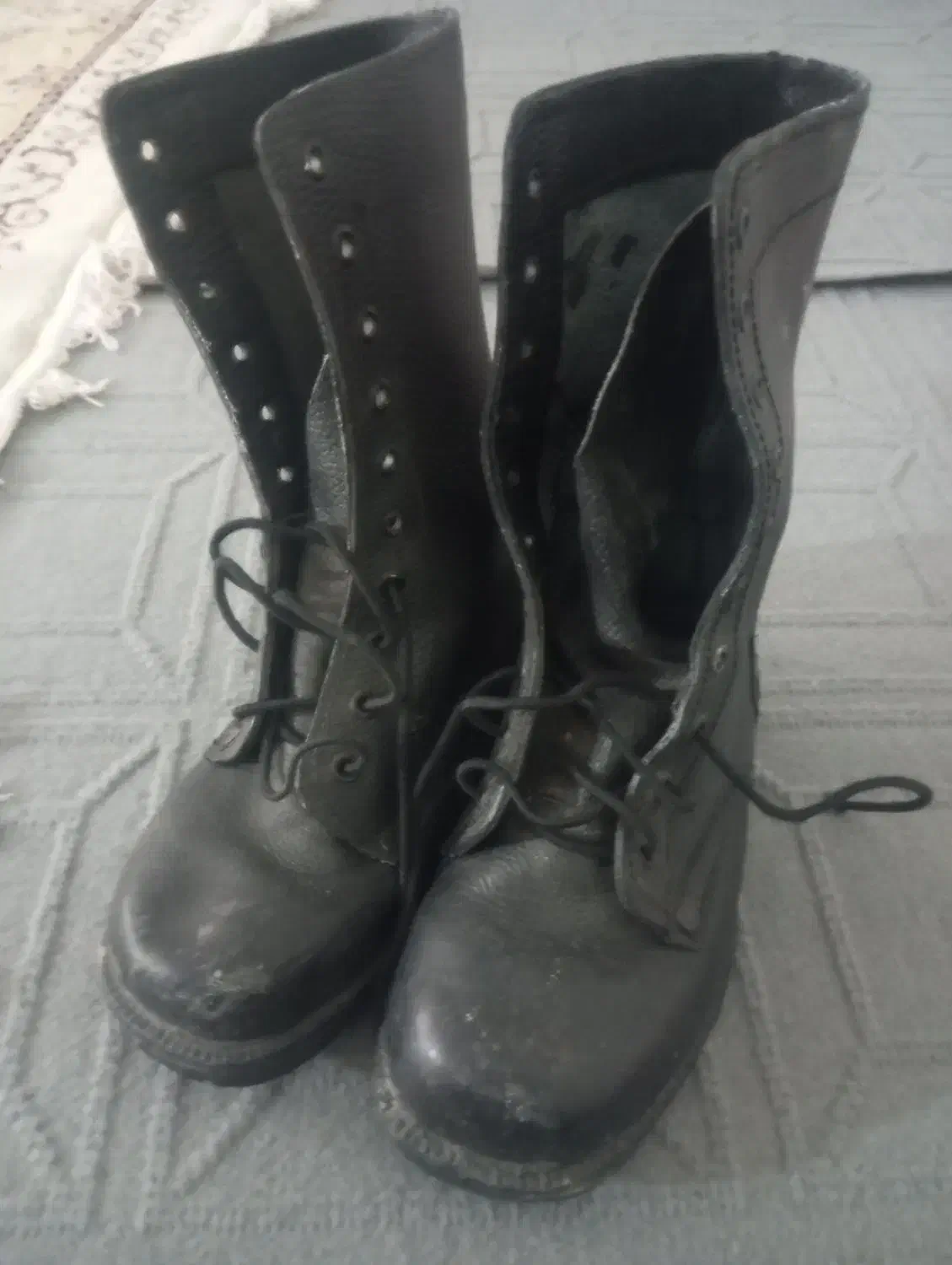 پوتین|کیف، کفش، کمربند|سبزوار, هویزه|دیوار