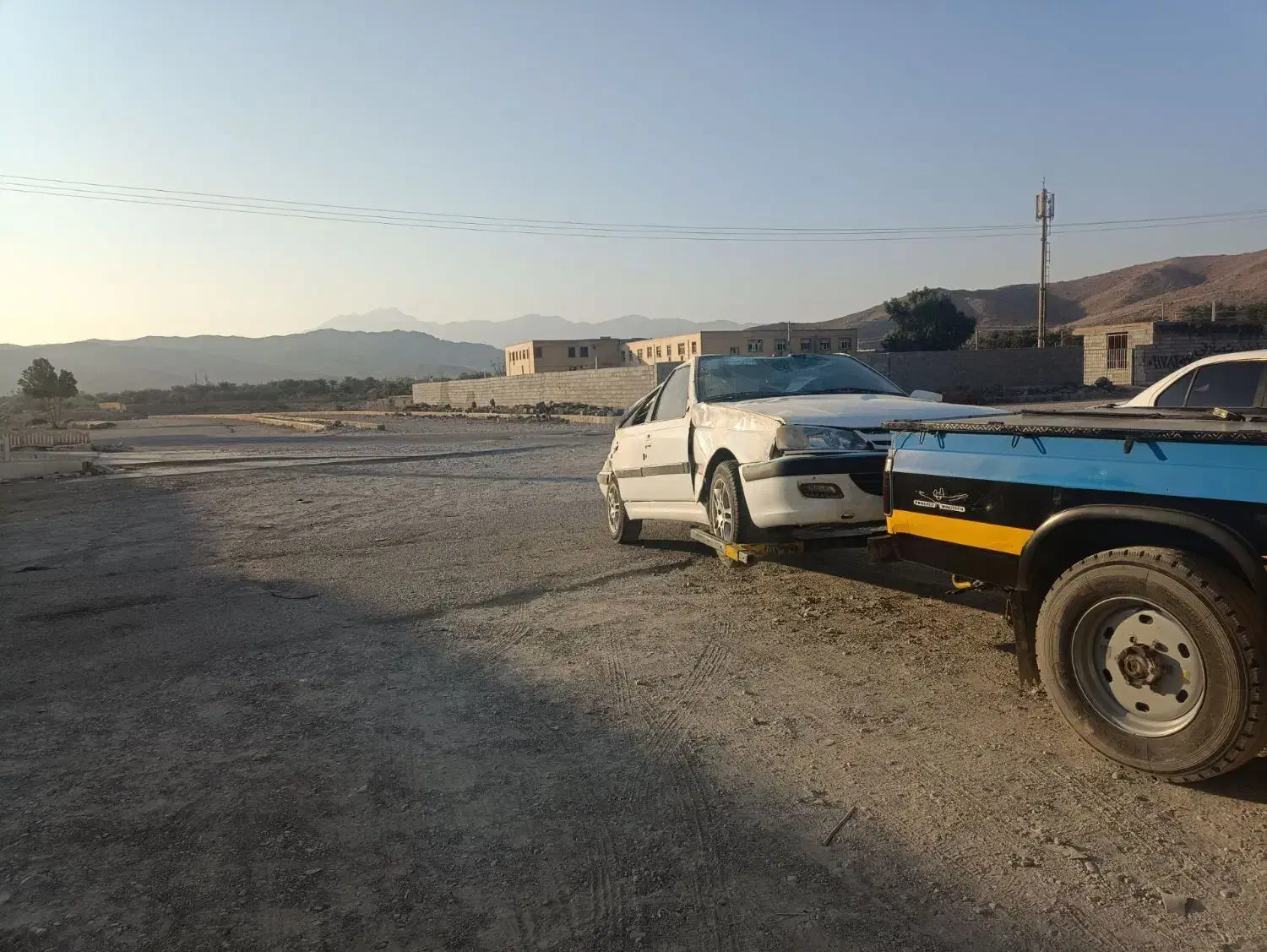 یدک کش امداد خودرو حاجی آباد بندرعباس|خدمات حمل و نقل|حاجی آباد, |دیوار