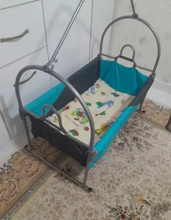 گهواره نونو|تخت و صندلی بچه|دورود, |دیوار