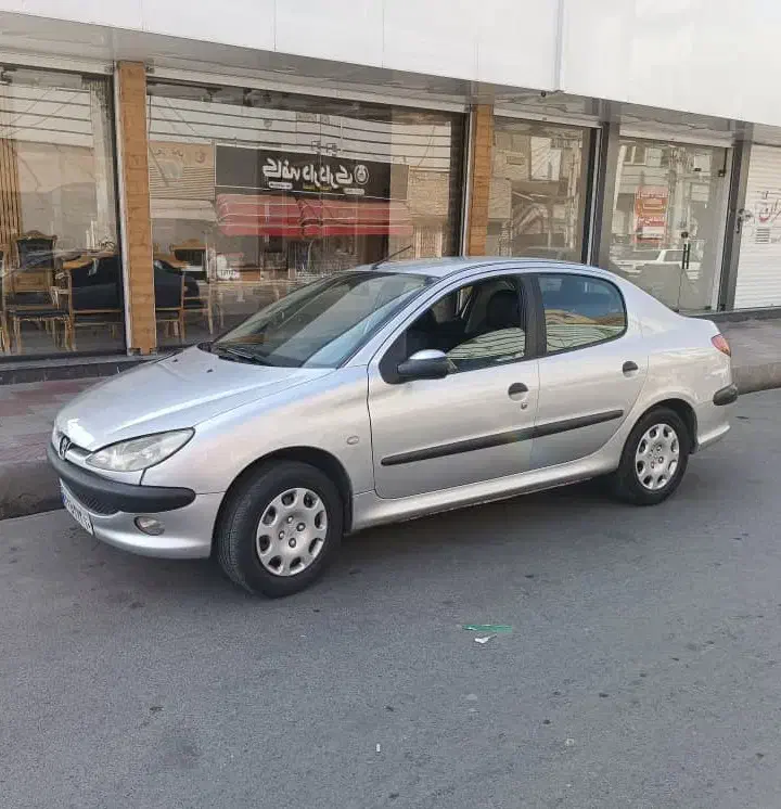 پژو ۲۰۶ sd صندوقدار آریان V8 مدل ۸۸|خودرو سواری و وانت|تهران, تهرانسر شرقی|دیوار
