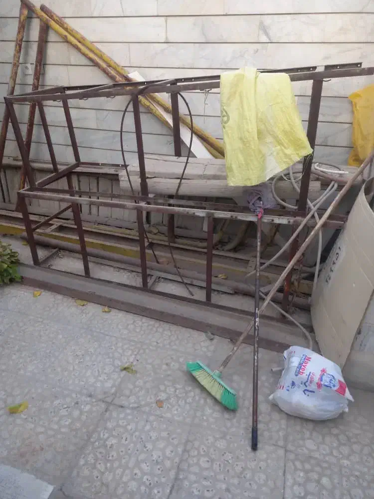 چهارپایه بزرگ ساختمان سازی و آهن آلات|ابزارآلات|اصفهان, مفتح|دیوار