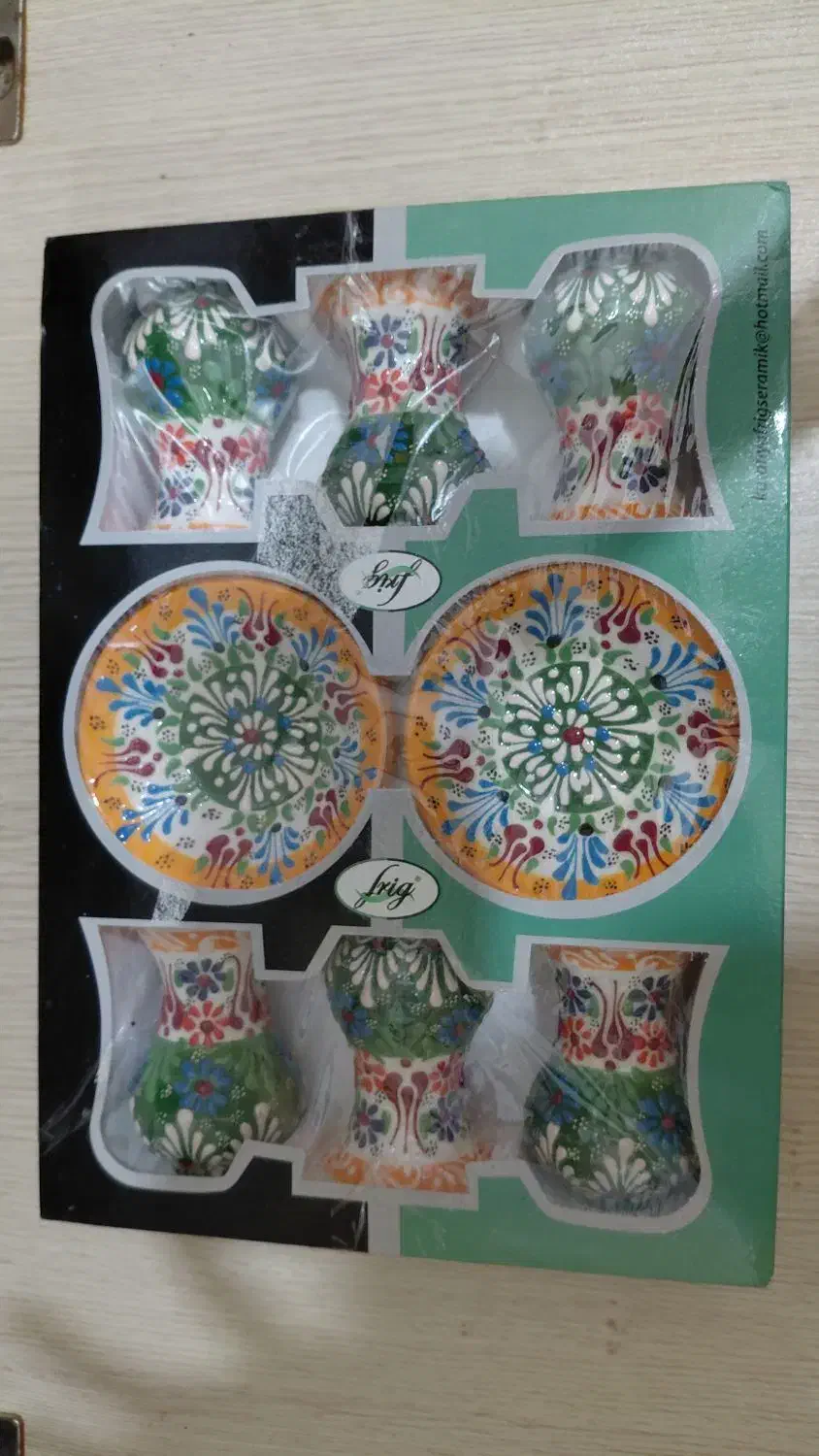 نعلبکی و استکان|ظروف سرو و پذیرایی|گرگان, |دیوار