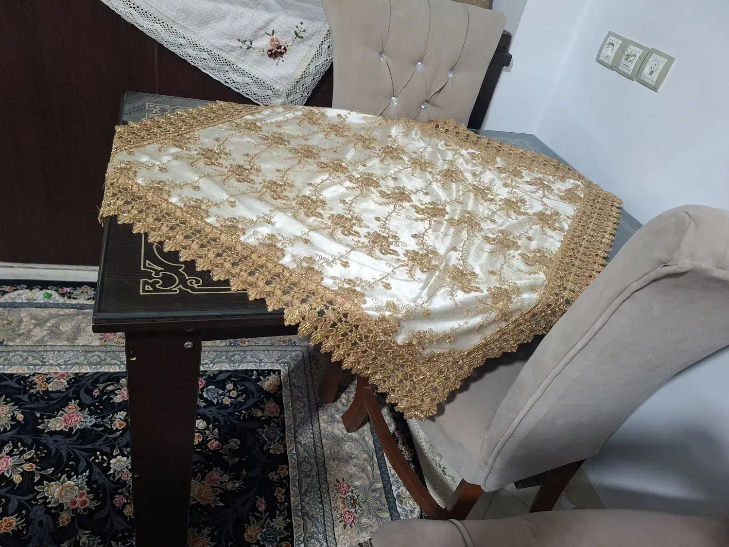 میز ناهار خوری|میز و صندلی غذاخوری|چالوس, |دیوار