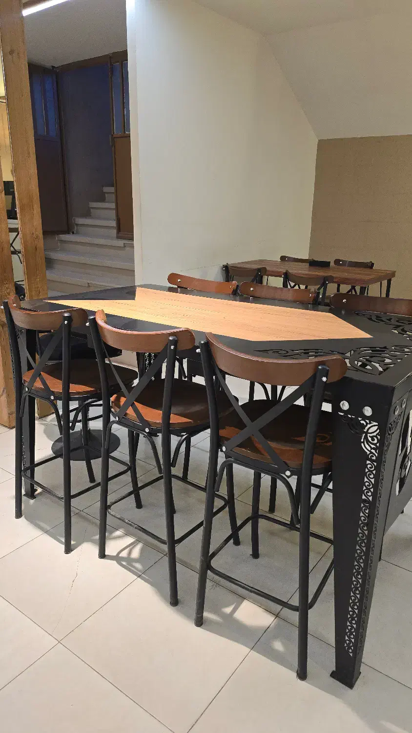 میز گل یا پوچ|میز و صندلی غذاخوری|یزد, |دیوار