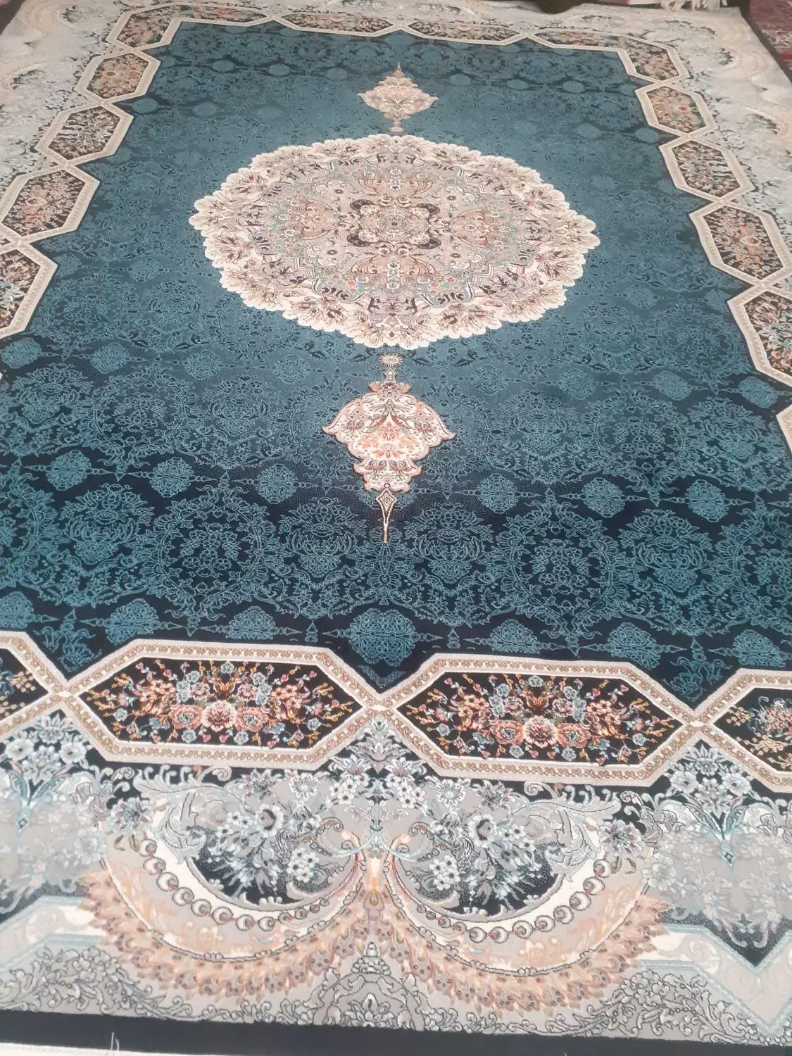 دو تخته فرش ۱۲ متری|فرش|زنجان, |دیوار