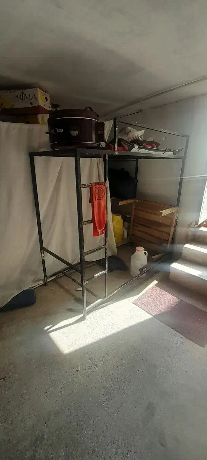 تخت دوطبقه آهنی|تخت و سرویس خواب|بیرجند, |دیوار