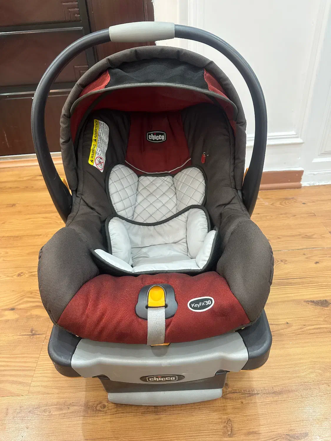 صندلی ماشین و کریر|تخت و صندلی بچه|اردبیل, |دیوار