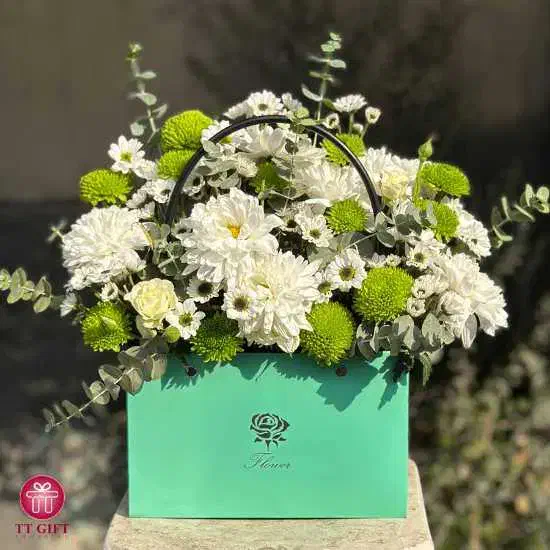 گل رز و باکس گل اقتصادی|گل و گیاه طبیعی|بندرعباس, |دیوار