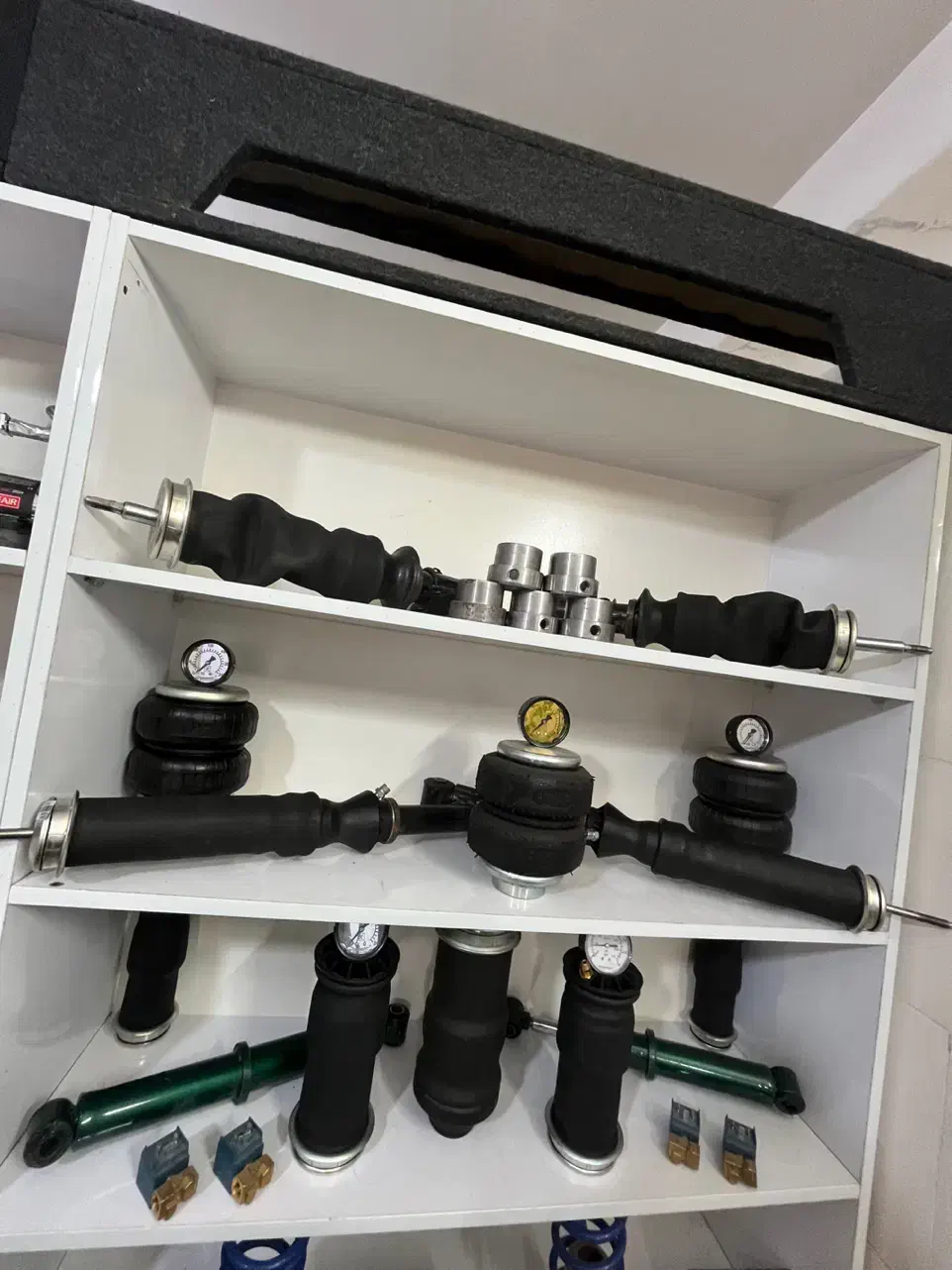 پنوماتیک شاهان نقد اقساط پراید پژو|خدمات موتور و ماشین|کرج, خرمدشت|دیوار