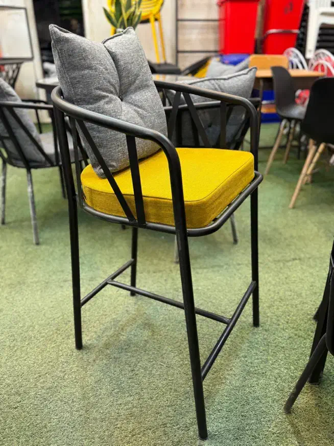 صندلی لاکچری فلزی بار پلاستیکی اپن بلند و مبل باغی|صندلی و نیمکت|مشهد, عامل|دیوار