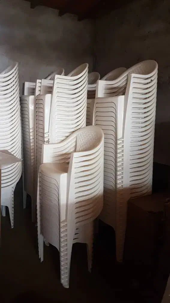 فروش عمده میز و صندلی ناصر قشم تخفیف ویژه|میز و صندلی غذاخوری|قشم, |دیوار