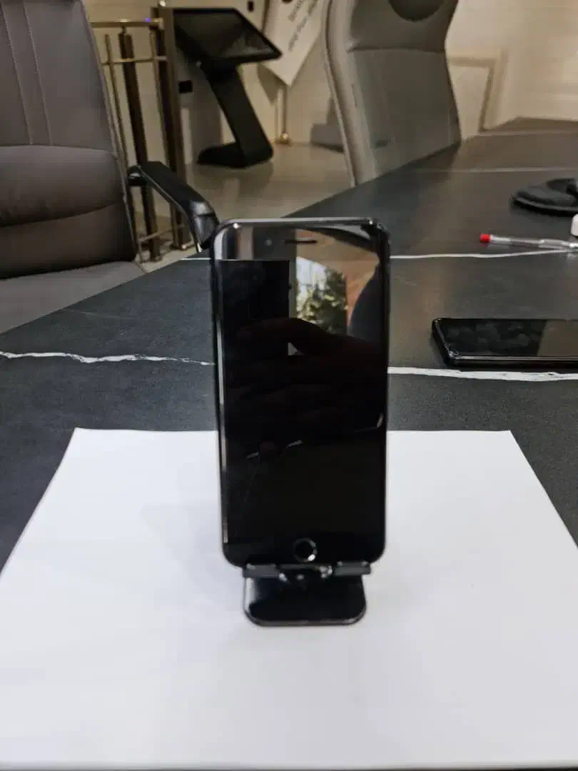 اپل iPhone 7 Plus با حافظهٔ ۲۵۶ گیگابایت|موبایل|اصفهان, احمدآباد|دیوار