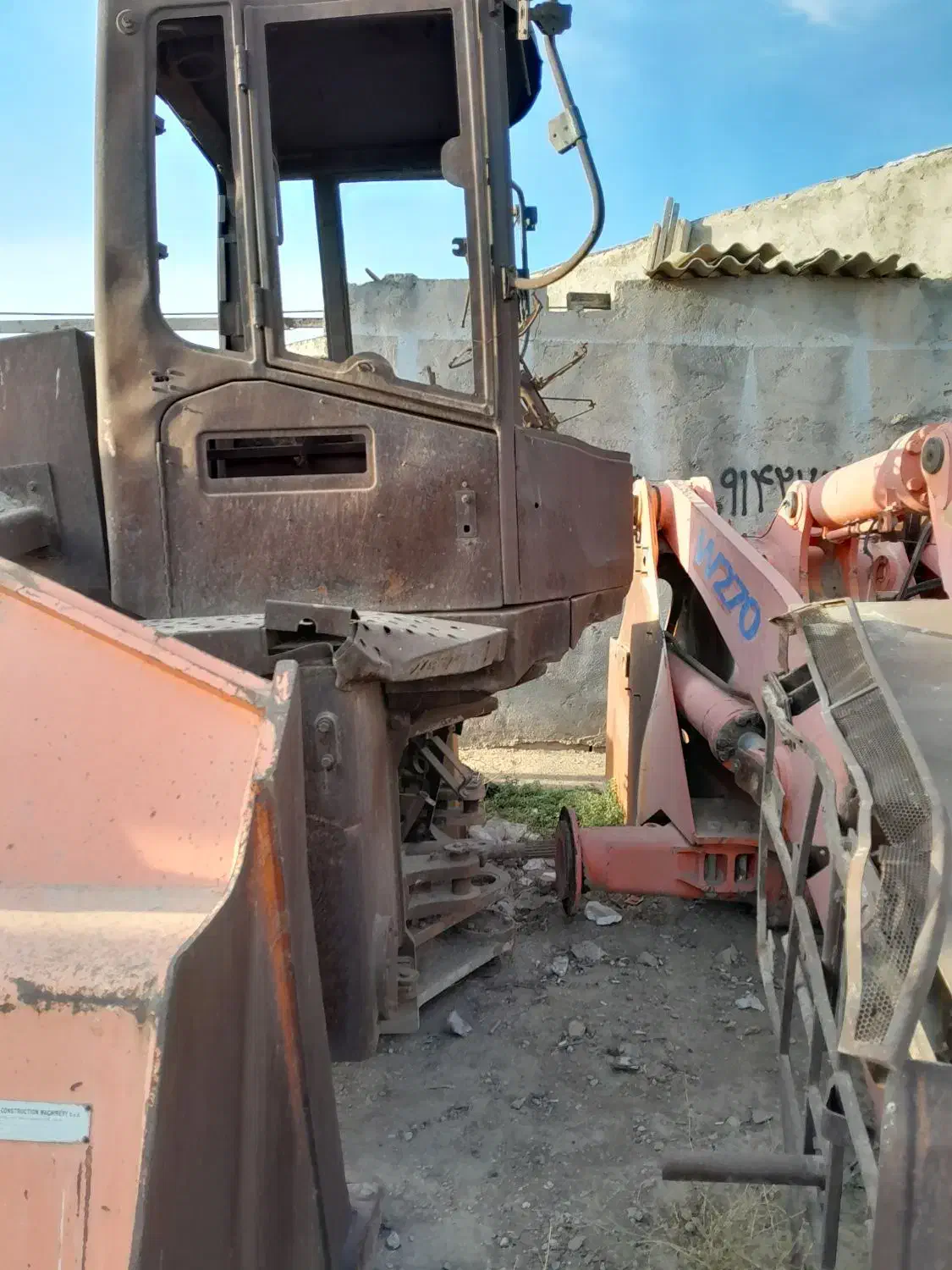 لودر و گریدر سوخته|خودرو سنگین|میاندوآب, |دیوار