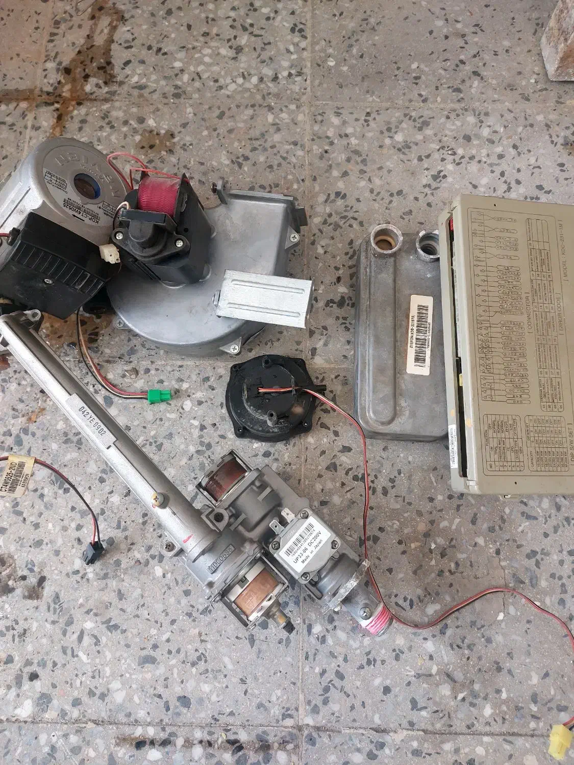 قطعات ناوین|آبگرمکن، پکیج، شوفاژ|کرمانشاه, |دیوار